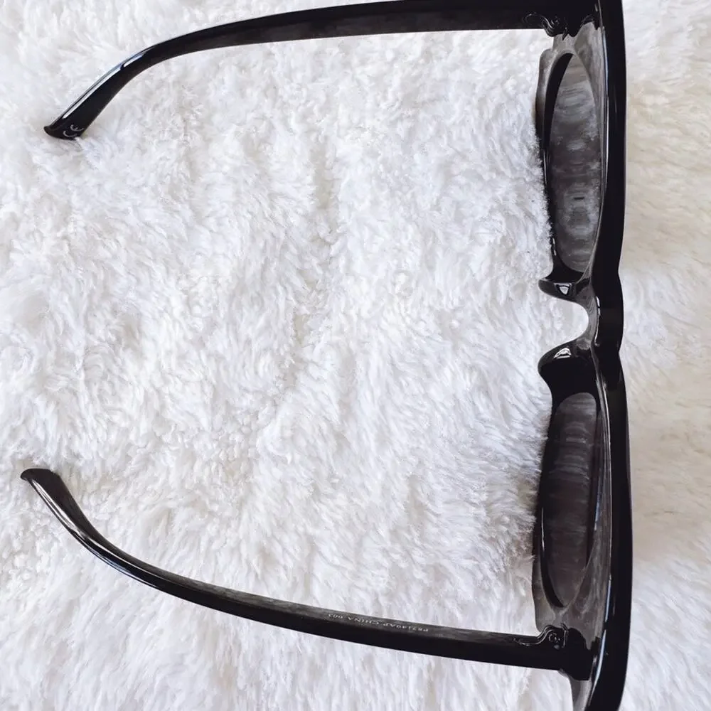Eliza Black Butterfly-shaped Sunglasses